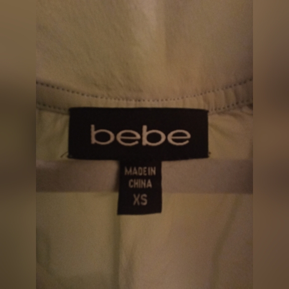 bebe/XS/Multi-Color Sea Foam Green ColorBlock Mini Dress - Picture 3 of 3